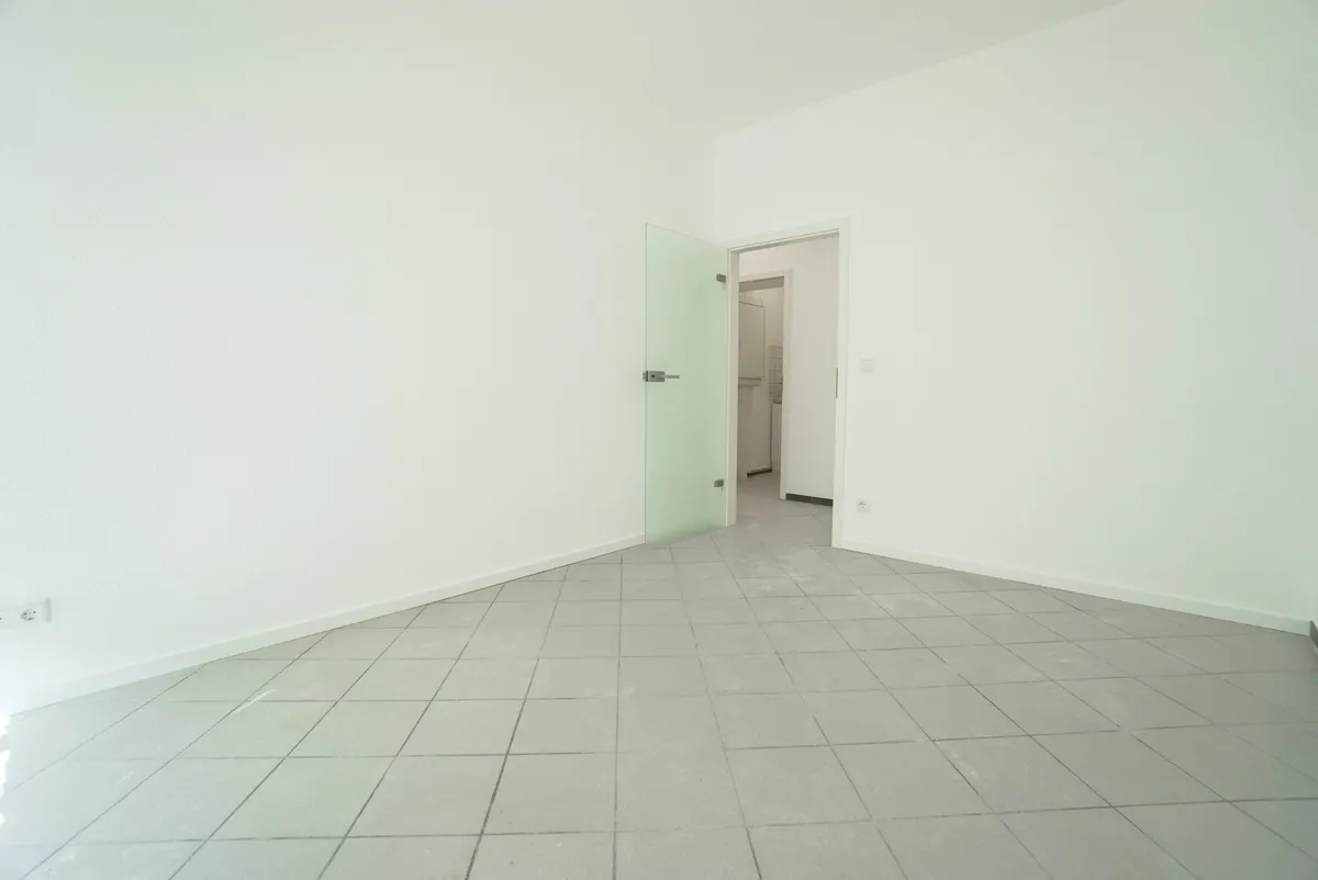Büro 1