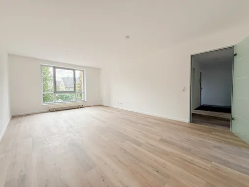 Tönisvorst: Sanierte 3 Zimmer Wohnung in zentraler Lage