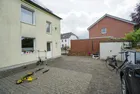 Hof mit Fahrradunterstand