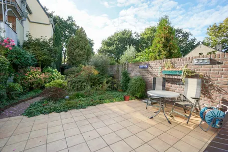 ... zur Terrasse