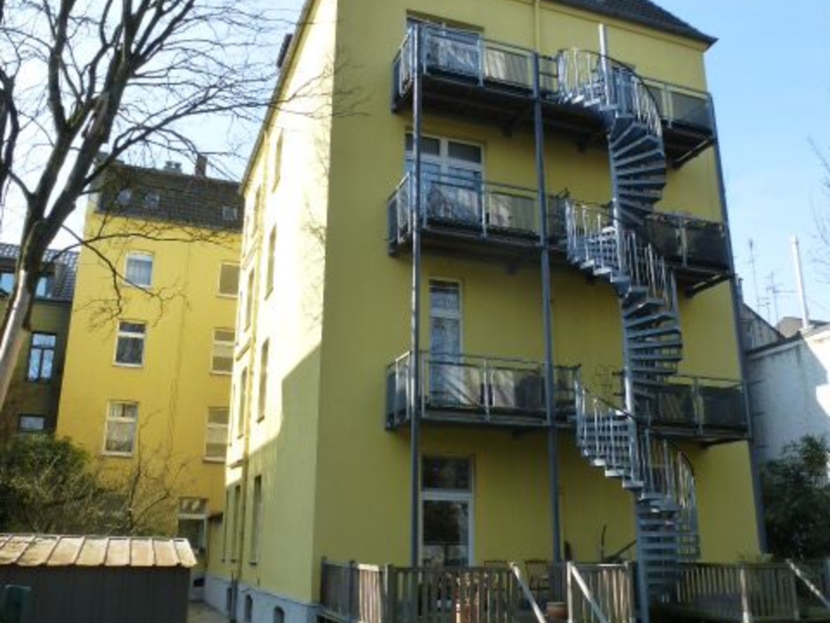 Hinterhaus ebenfalls mit Balkonen