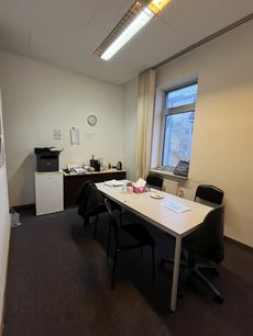 Kleines Büro 1.OG