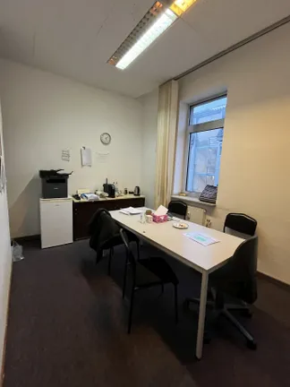 Kleines Büro 1.OG