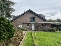 Freistehendes 2-Familienhaus zwischen Rheurdt und Schaephuysen