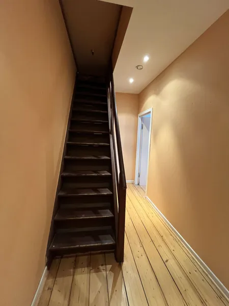 Aufgang in den Spitzboden