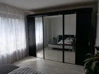 Schlafzimmer (kann auf Wunsch übernommen werden)