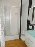 modernisiertes Duschbad ...