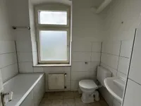 modernisiertes Badezimmer