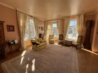 imposantes, großes Wohnzimmer