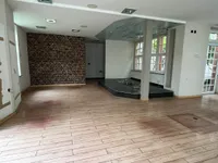 Verkaufs- oder Büroraum IV