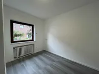 kleines Arbeitszimmer o.ä.