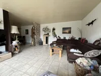 Wohn-/Esszimmer