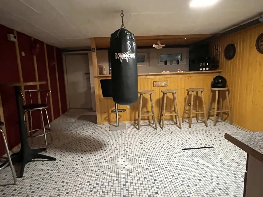 Kellerbar