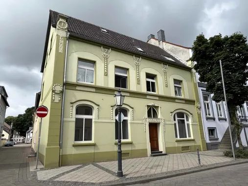 Bildhübsche 3-Zi.-Dachgeschoss-Wo. in Orsoy
