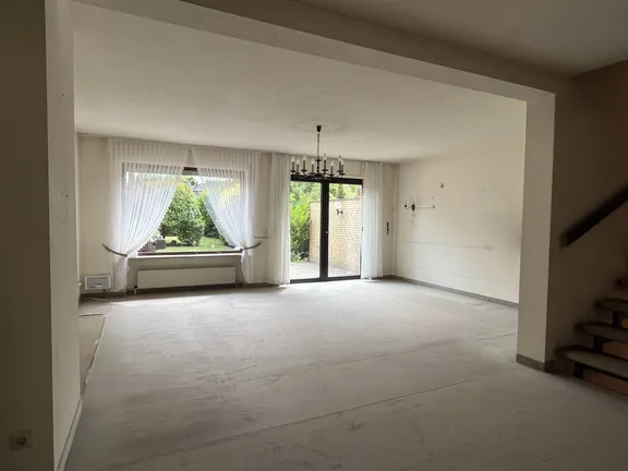 Wohn-/Esszimmer