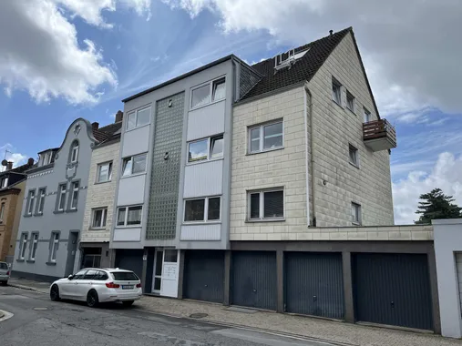 Großzügige Maisonette-Eigentumswohnung mit Balkon und Garage in Moers-Zentrum