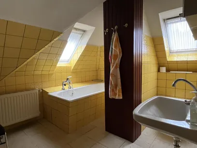 Badezimmer DG