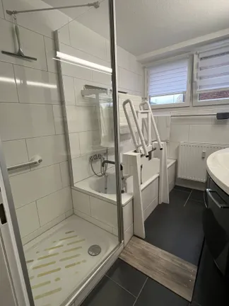 ...und Dusche