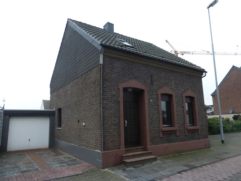 Frontansicht (Archivbilder!)