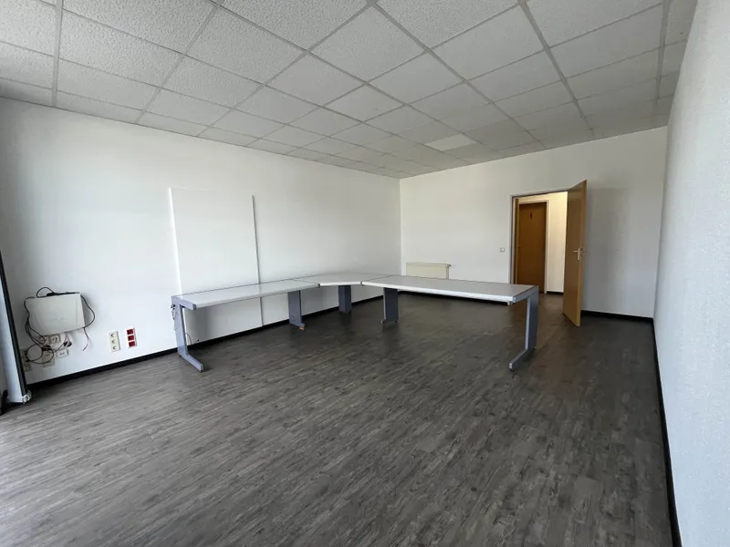 Großes Büro Nr. III mit...