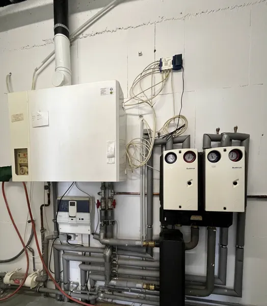 Hocheffiziente Gas-Zentralhzg.