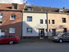 Reihenmittelhaus mit Doppel-Garage und viel Potenzial in Duisburg-Rheinhausen