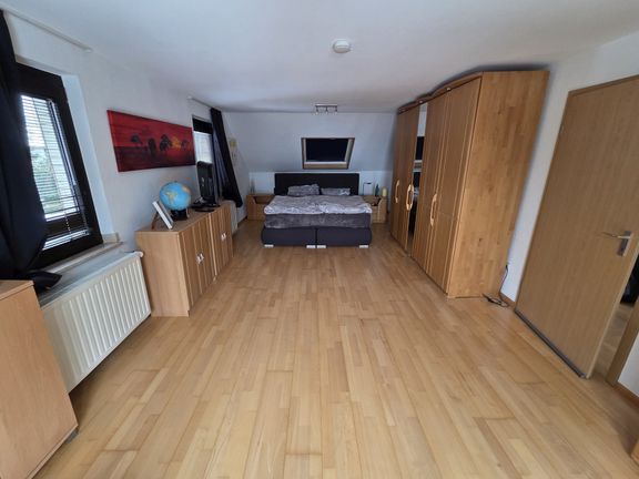 Schlafzimmer DG