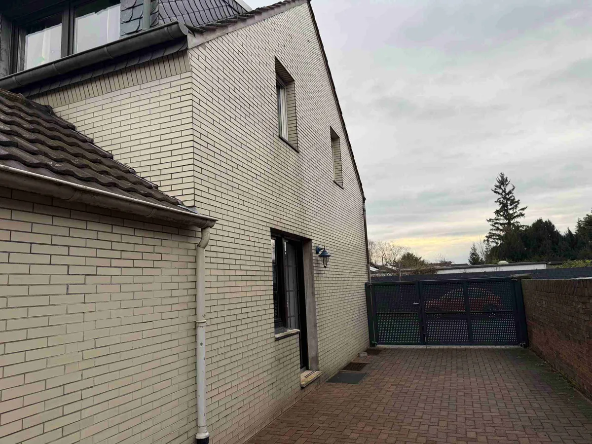 Stellplatz mit Seiteneingang