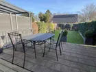 Terrasse und Blick in den Garten