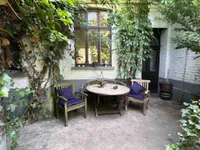 Innenhof mit Terrasse