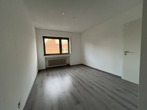 Kinder-/Arbeitszimmer