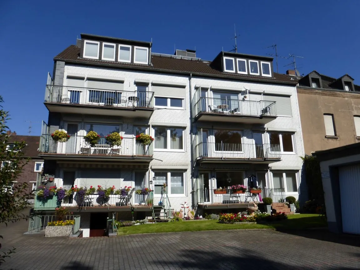 Bildhübsche 2-Zimmer-Wohnung mit Sonnenbalkon in DU-Hochheide/Grenze MO-Asberg