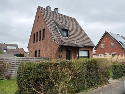 Jetzt neu: Haus zum Kauf in Moers