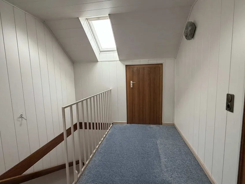 Flur DG mit Stauraum