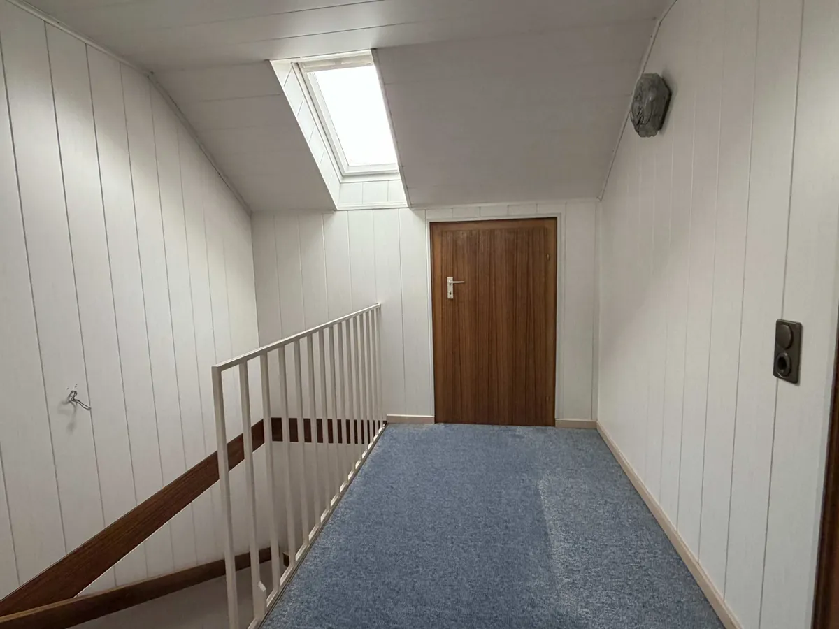 Flur DG mit Stauraum