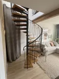 Wendeltreppe zum Schlafzimmer