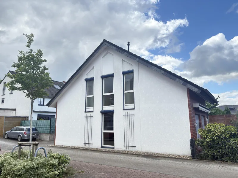 Straßenansicht