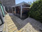 ... und überdachte Outdoor-Küche