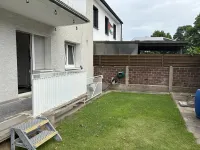 Balkon mit eigenem Gartenzugang