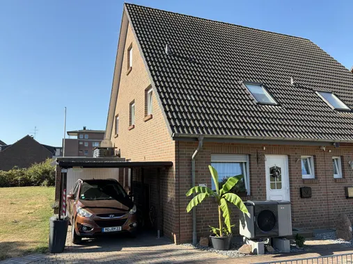 Moderne Doppelhaushälfte mit A+Energieeffizienz in ruhiger Lage von Moers-Repelen