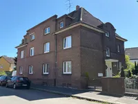 Gepflegtes 3-Familienhaus