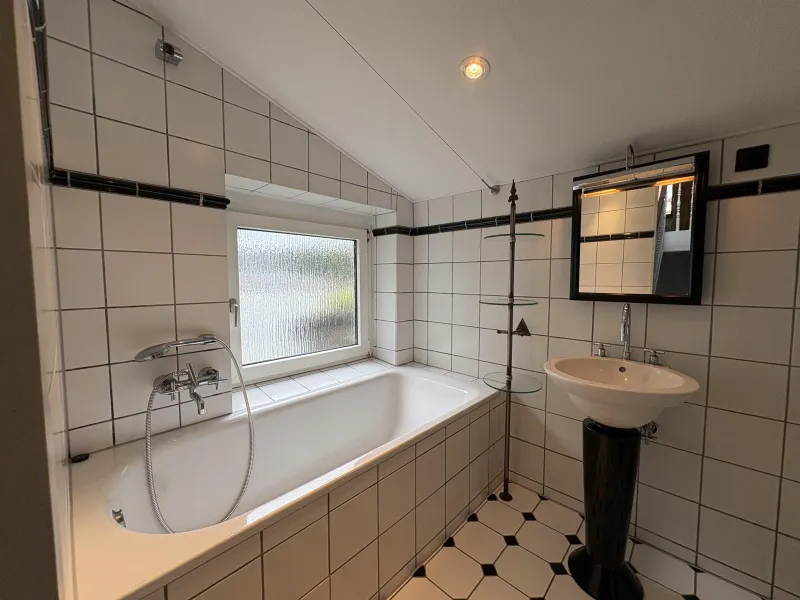 Badezimmer 3 im DG