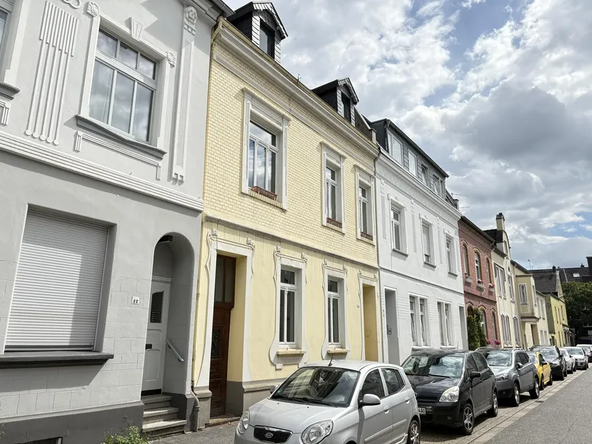 Eines der schönsten Häuser in der Straße!