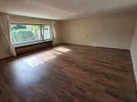 Großes Wohnzimmer im Anbau