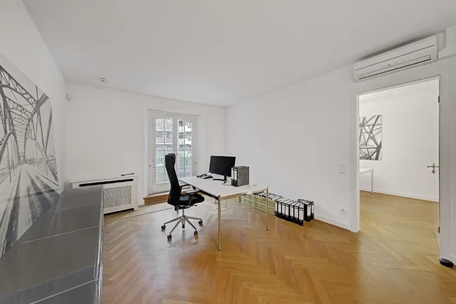 Einzelbüro mit Dachterrasse