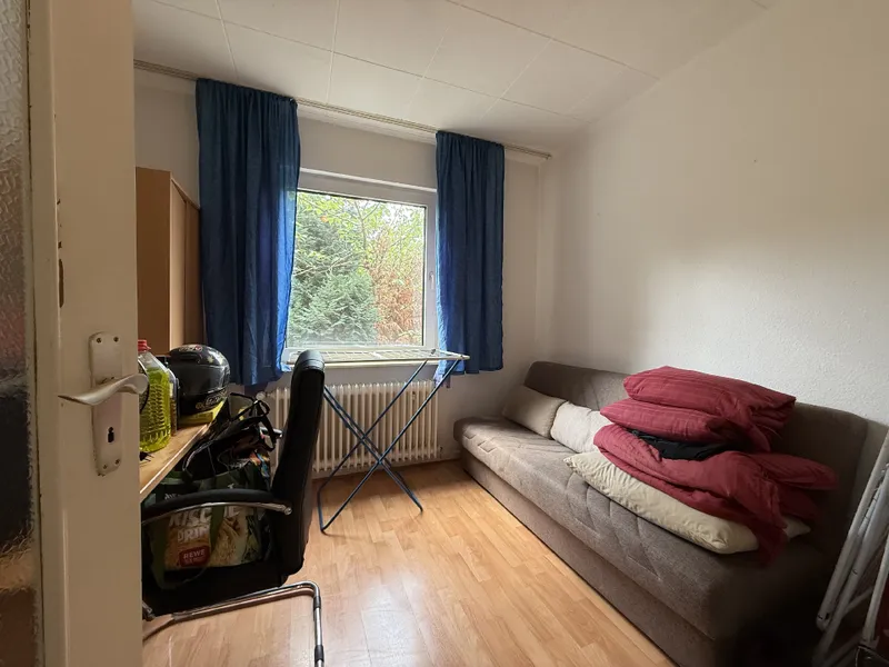 Kind / Arbeitszimmer