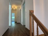 Flur OG