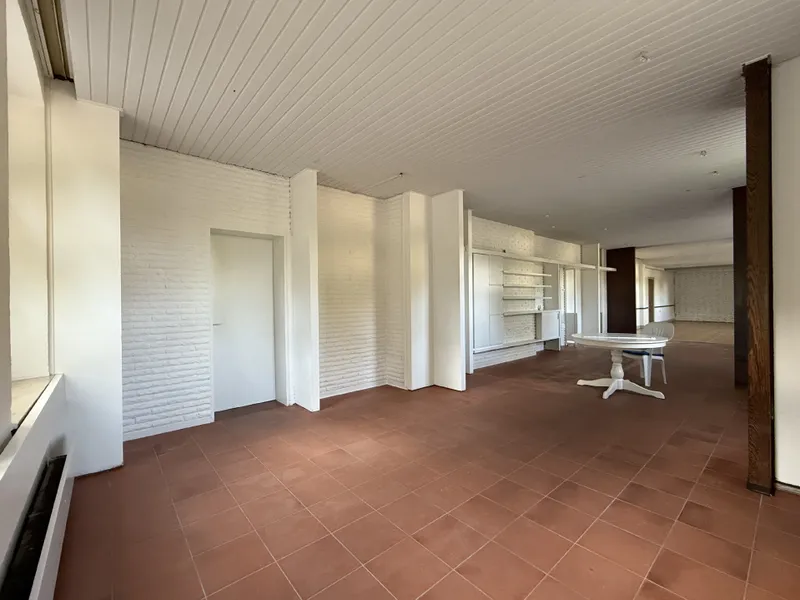 Gewerbe EG rechts vorne