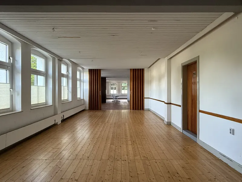 Gewerbe EG rechts hinten