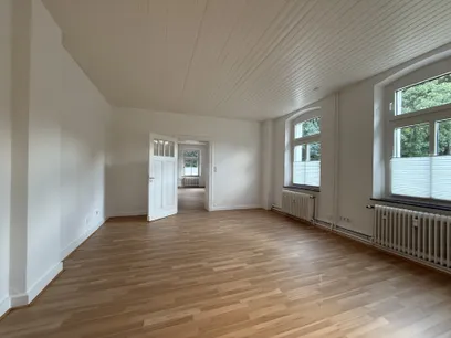 Gewerbe EG links hinten